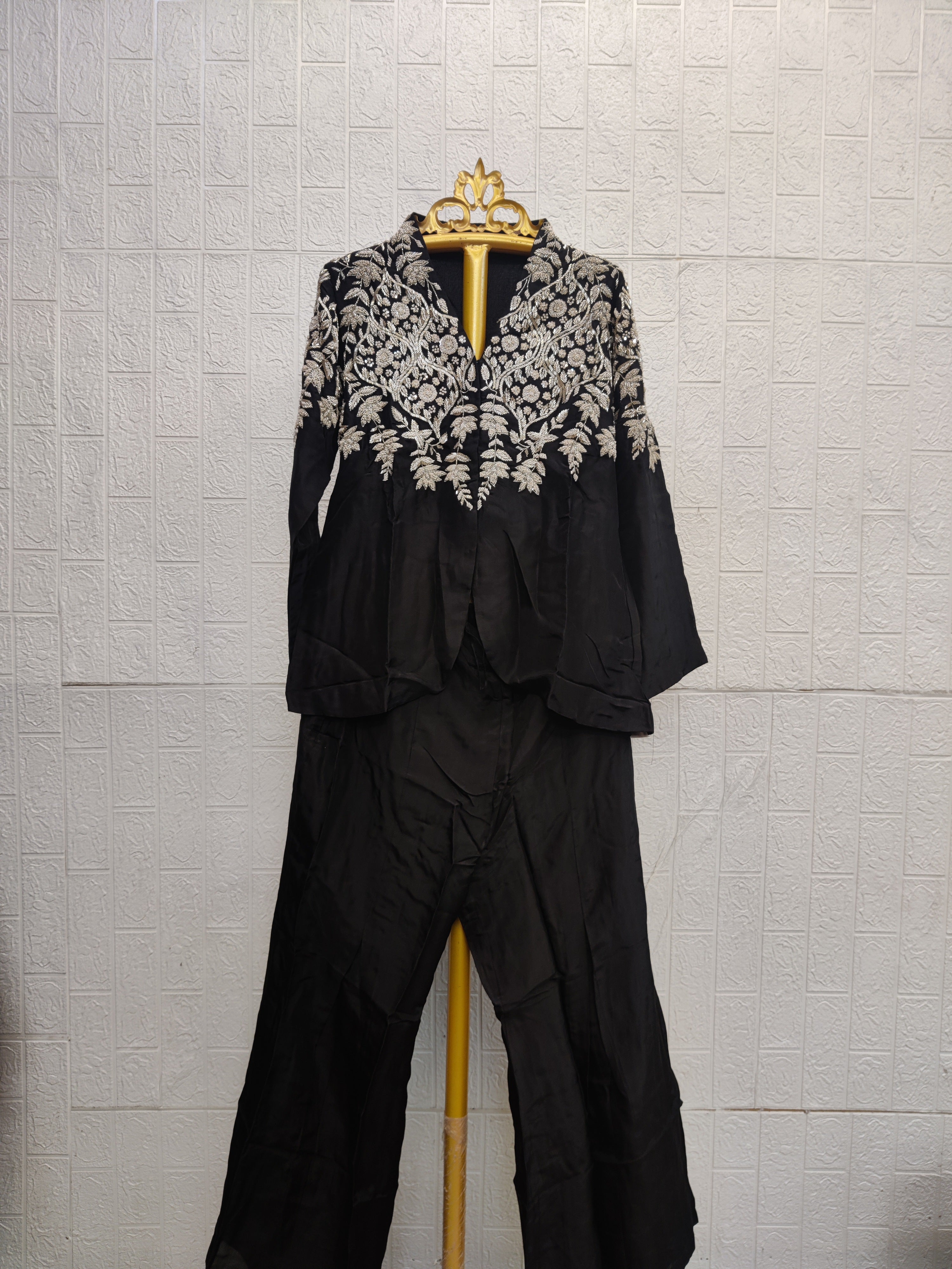 The Obsidian Zardozi Co-ord Set